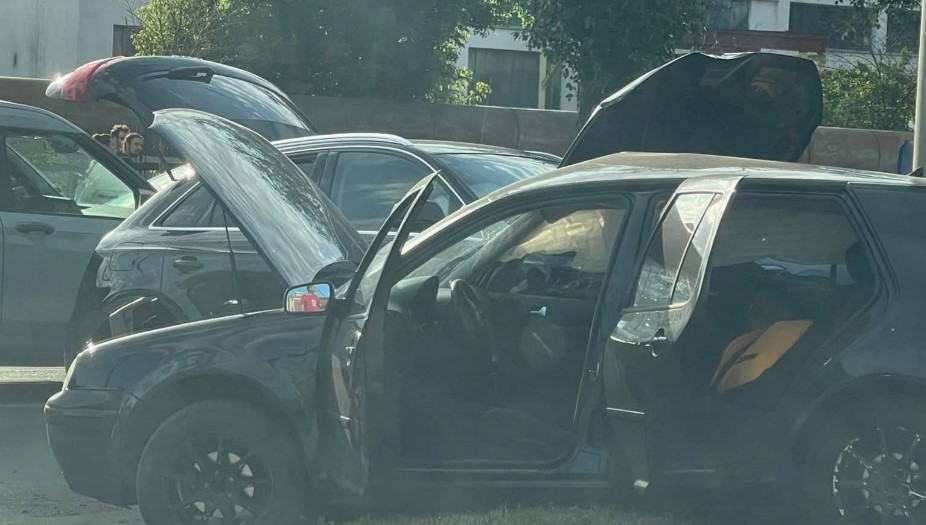 Accident rutier în Tudor Vladimirescu. Au fost implicate două autoturisme în coliziune