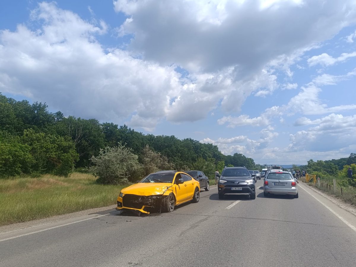 Accident rutier pe Bulevardul C. A. Rosetti. Traficul este blocat