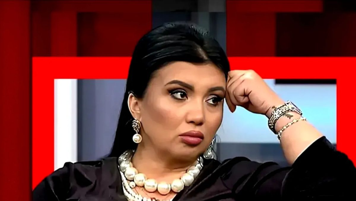 Adriana Bahmuțeanu îi cere ajutorul Elenei Udrea. Vrea să își recupereze copiii