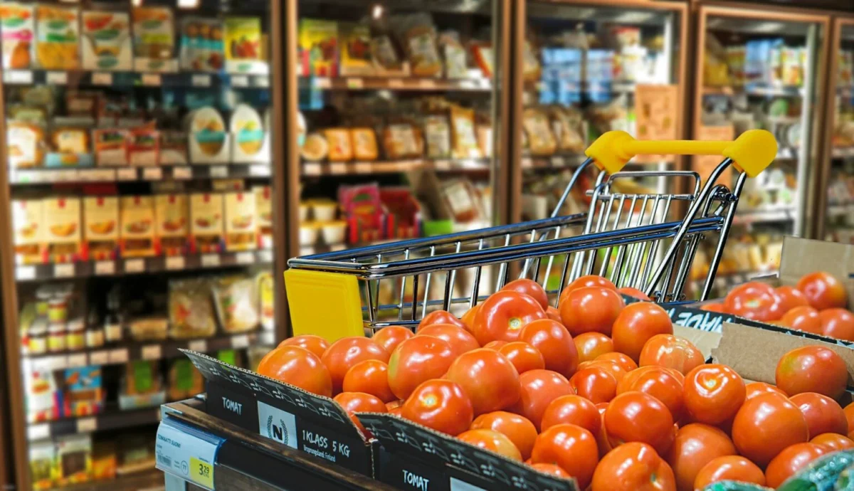 Alertă alimentară majoră în SUA! FDA avertizează asupra riscului grav al roșiilor contaminate cu Salmonella