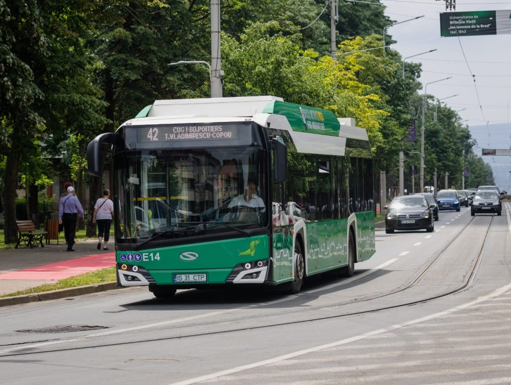 Mai puține mijloace de transport în comun la stradă! Călătorii vor aștepta mai mult timp în stații