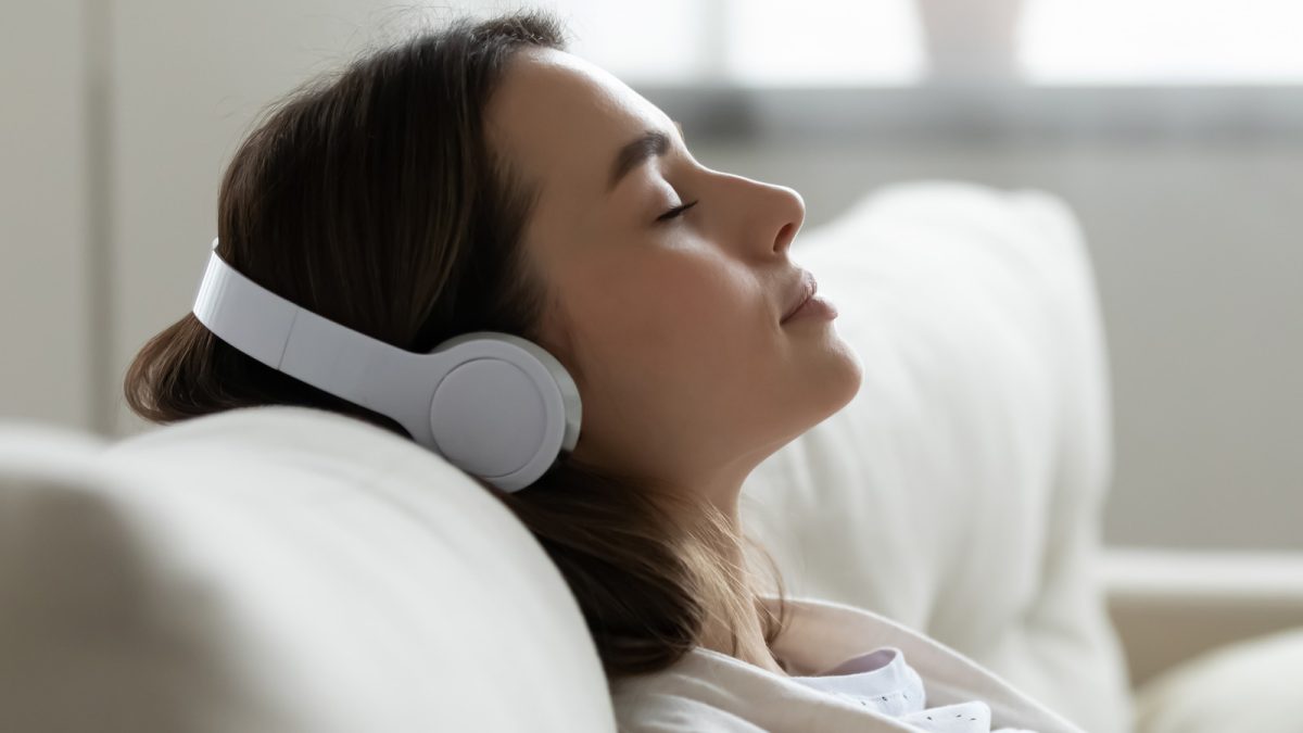 Pericolul invizibil din căști și boxe wireless. Interferențele care ne amenință siguranța