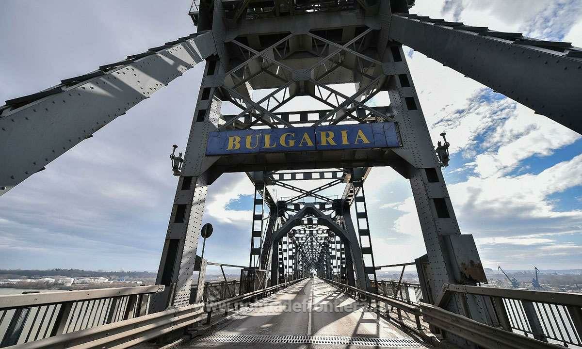 Circulație oprită complet pe unul dintre cele mai importante poduri din România! Cât durează interdicția pentru șoferi