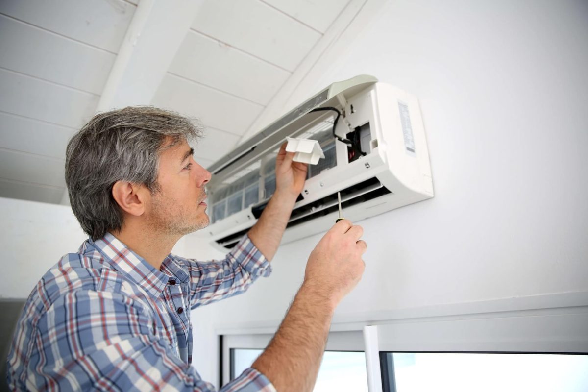 Sfaturi de curățare și igienizare a aparatului de aer condiționat în sezonul cald