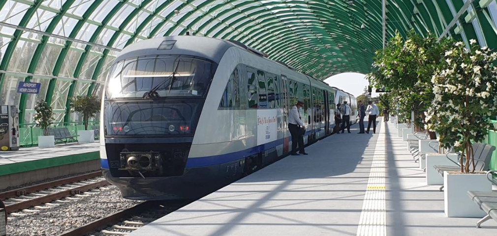 Licitația pentru trenul metropolitan a intrat pe linie dreaptă! O firmă din București a depus oferta pentru contractul de peste 8 milioane de lei