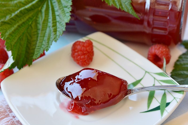 Jeleu de zmeură – Rețetă ușoară, rapidă și foarte aromată