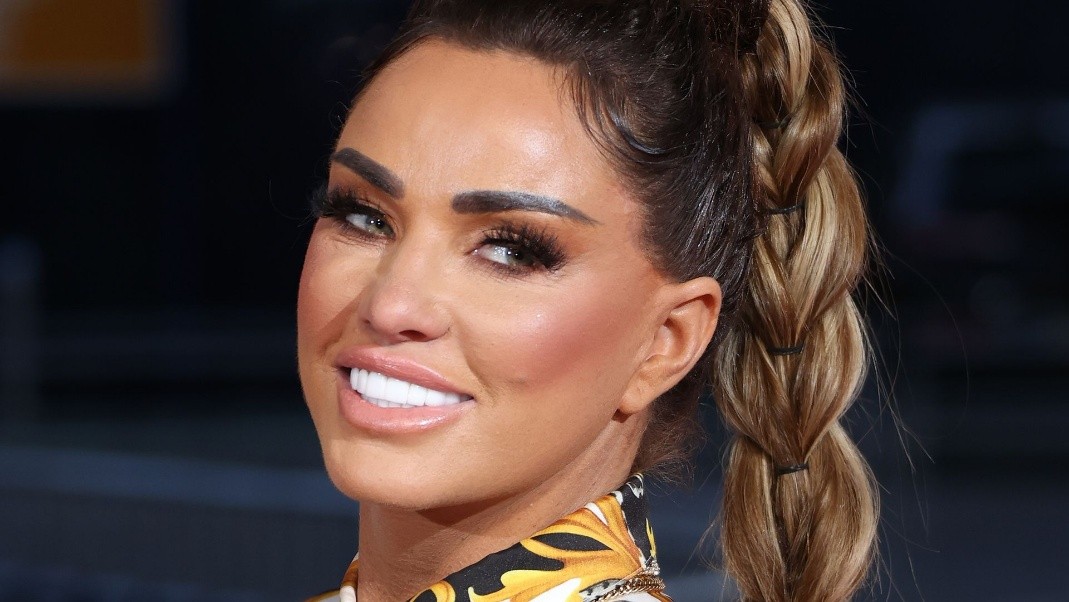 Katie Price primeşte sfaturi de la fiica ei înainte de a posta poze pe OnlyFans. Iată ce reacţie au avut fanii când au aflat lucrul acesta