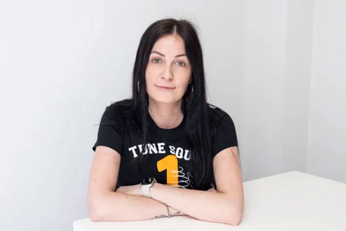 Fosta profesoară care deținea un cont de OnlyFans contestă drastic decizia de retragere a dreptului de practică. Iată care este povestea