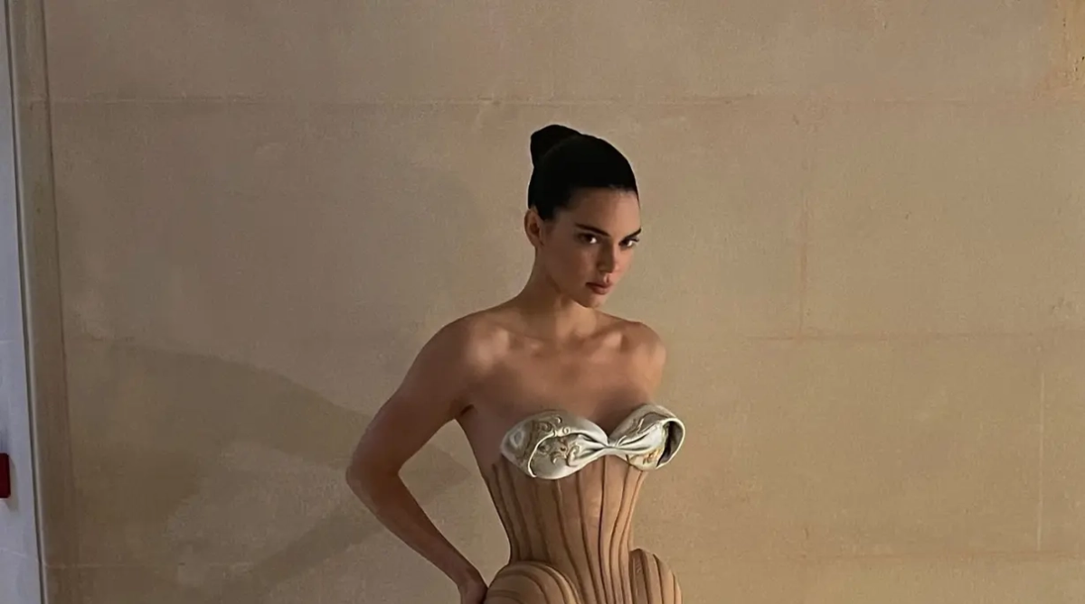 Kylie Jenner în lenjerie intimă pentru o nouă ședință foto fierbinte. Iată ce povestește aceasta despre viața în familie