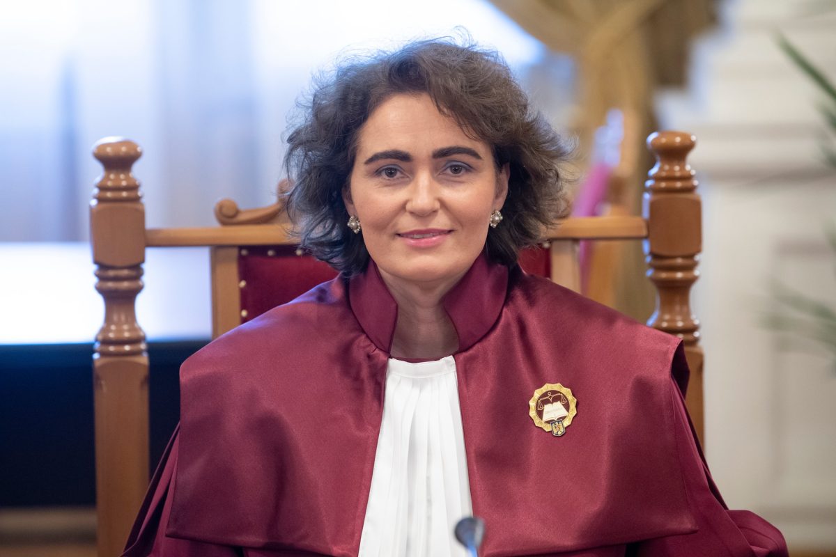Judecătoarea CCR Iuliana Scântei, gafă impardonabilă cu privire la „statul Kosovo”
