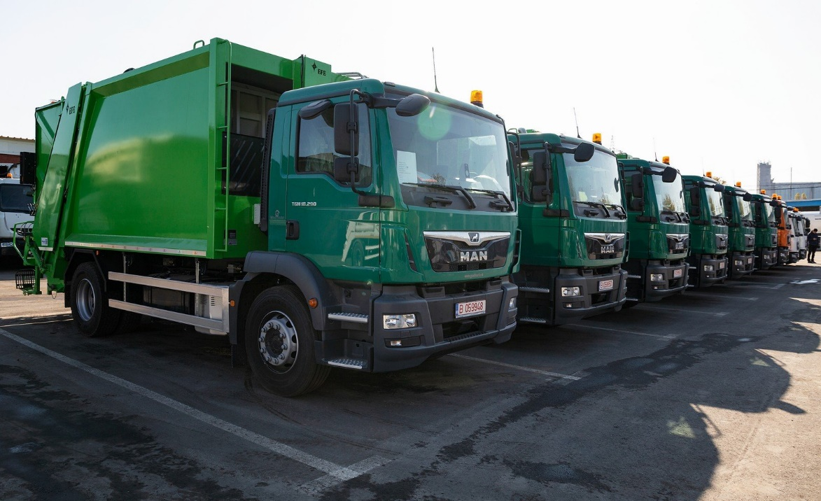Salubris cumpără două autoutilitare noi! Prețul va fi de 100.000 de euro
