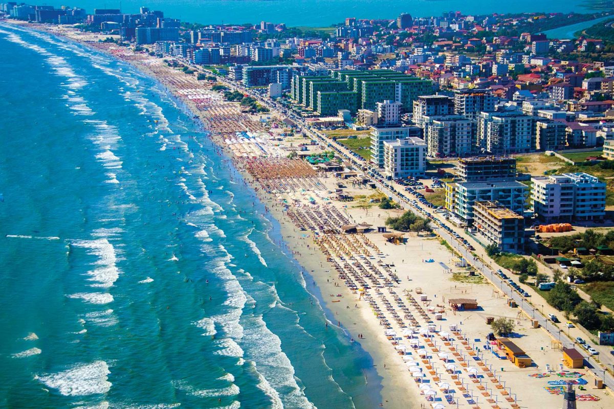 Halucinant! Cât au plătit două persoane pentru un mic dejun în Mamaia