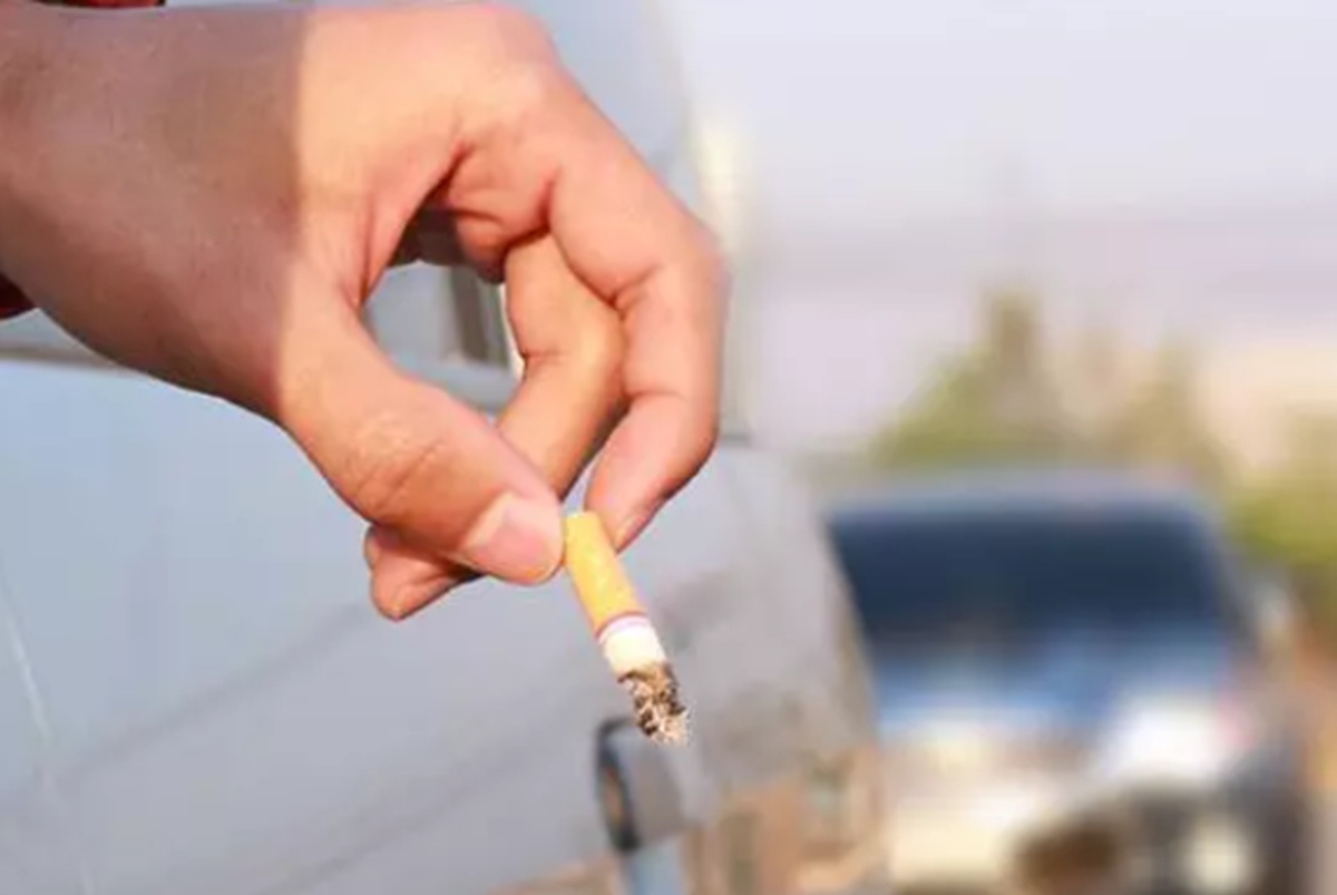 Pedepse dure pentru românii care aruncă pe stradă coji de semințe sau mucuri de țigară! Ce vor fi obligați să facă