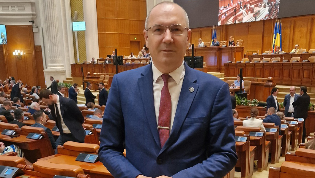 Deputatul AUR de Iași, prof. univ. dr. Silviu Gurlui vorbește despre dezastrul stopării PNRR