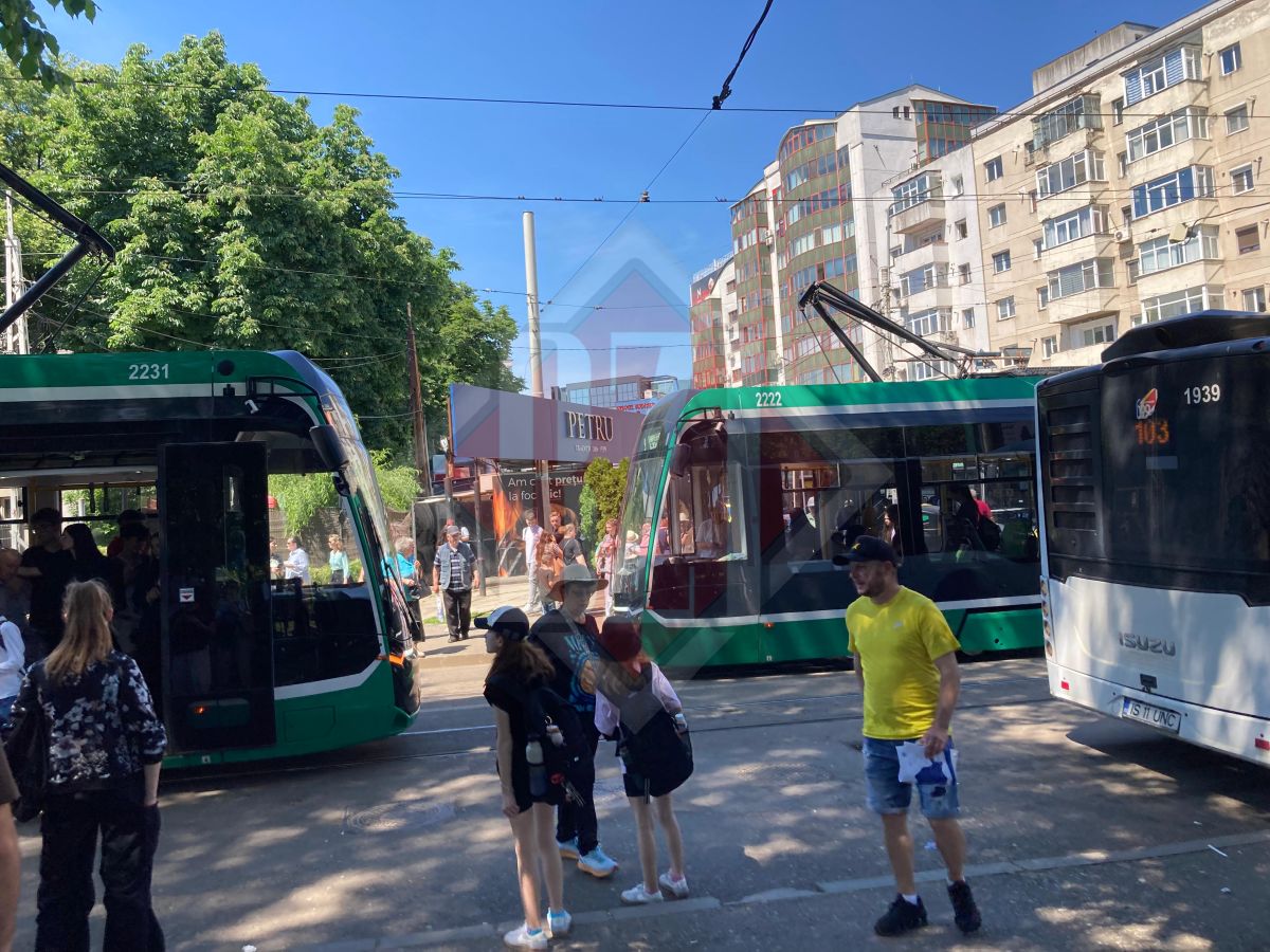 Incident la Iași. Circulația tramvaielor blocată între Târgu Cucu și Piața Unirii – UPDATE