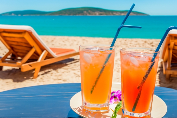 Noua destinație de vacanță a românilor! Plaje spectaculoase, prețuri mai mici și doar cu buletinul