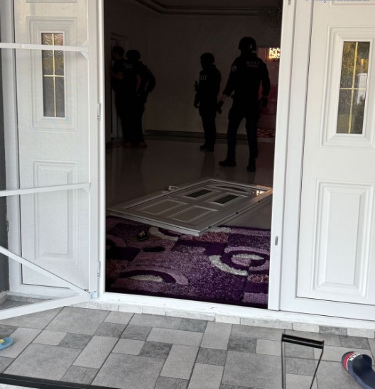 15 percheziții domiciliare în Ialomița, Ilfov, Alba și Iași într-un dosar de crimă organizată