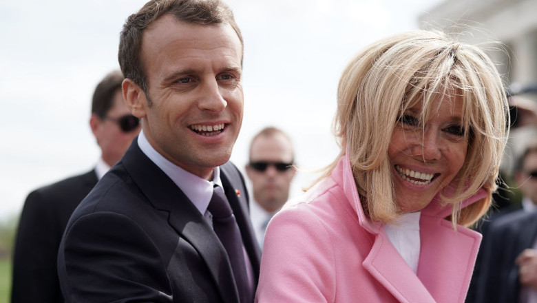 Speculații despre căsătoria lui Emmanuel și Brigitte Macron. „Pact matrimonial” care ar fi menit să mențină aparența unei relații stabile