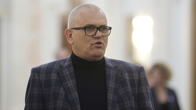 Cazul sociologului Marius Pieleanu, acuzat de hărțuire, devine unul penal. Rectorul SNSPA sesizează Parchetul