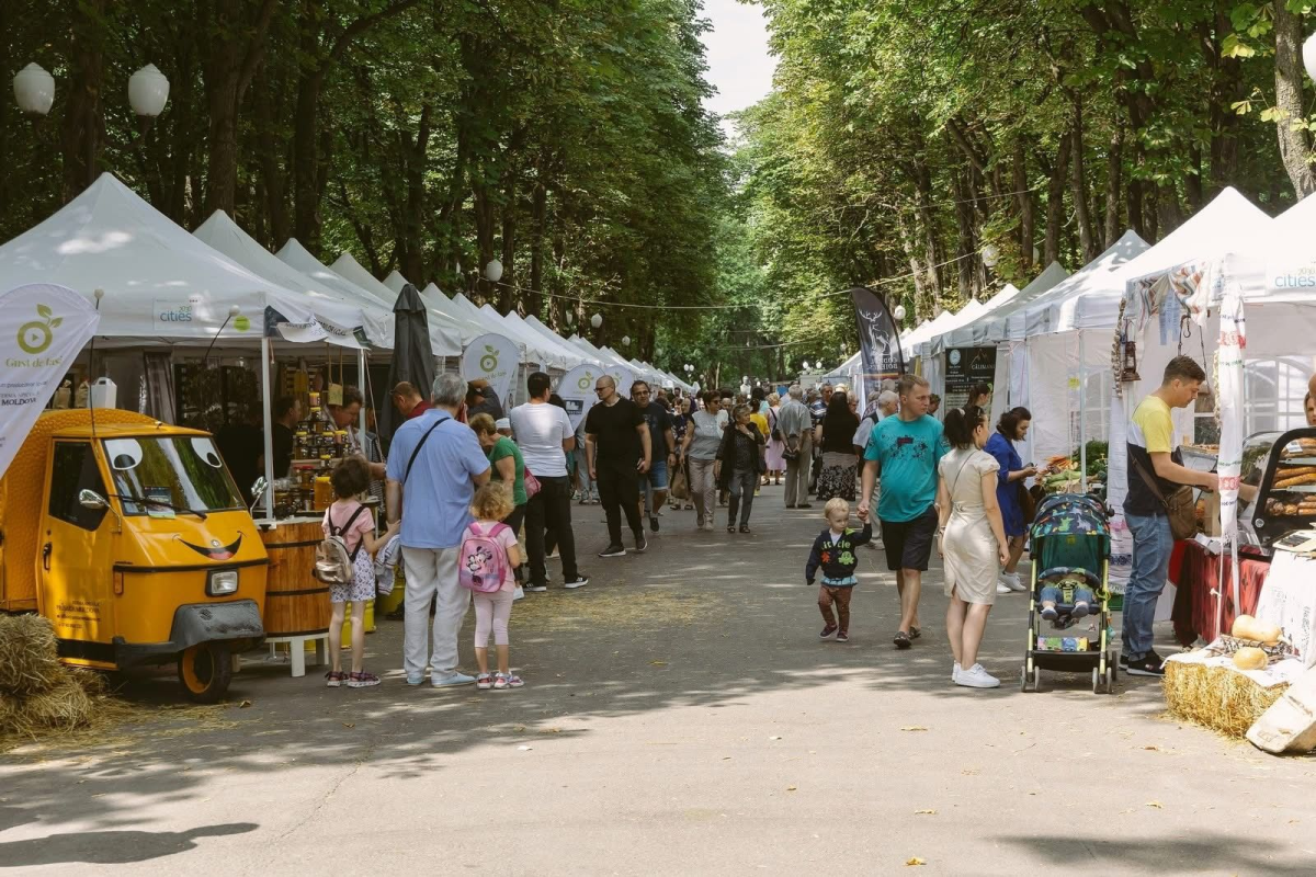 Trei zile de arome, tradiție și savoare în inima Moldovei! Ce surprize îi așteaptă pe pofticioși la final de săptămână