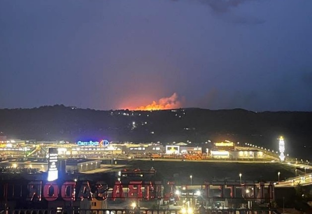 Incendiu la un transformator electric extins la un lan de grâu! Intervenție în localitatea Miroslava – UPDATE