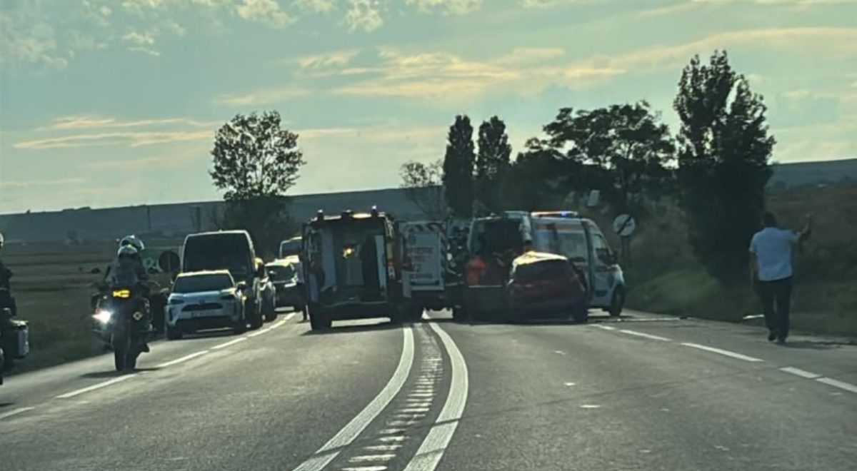 Accident rutier cu victime la Lețcani! Un autoturism s-a răsturnat