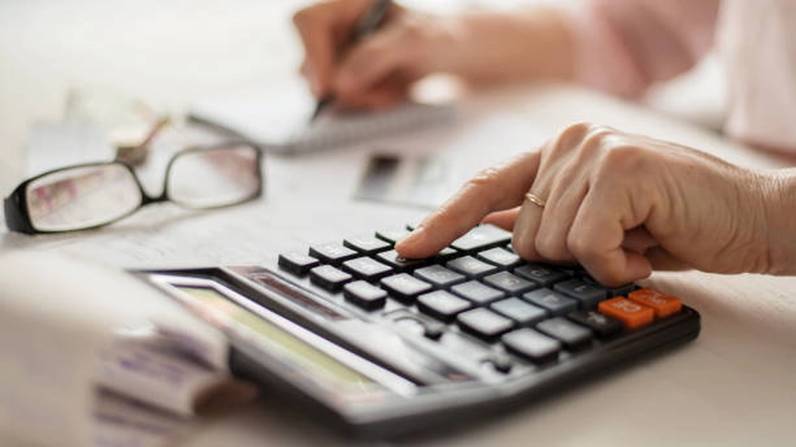 Calcularea vechimii în muncă în 2025! Cum verifici angajatorul dacă a plătit contribuția pentru pensie