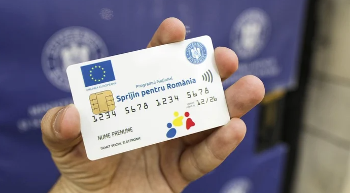 Ce se întâmplă cu cei 125 de lei, bani promiși de guvernanți? Beneficiarii au luat cu asalt rețelele de socializare, în speranța că vor afla vești noi