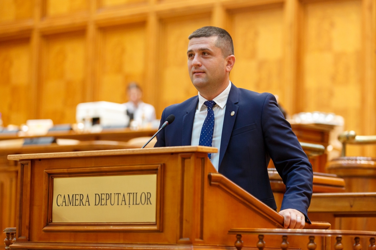 Bătaie de joc pe banii românilor! SALROM a organizat paranghelie în timp ce Salina Praid era în pericol