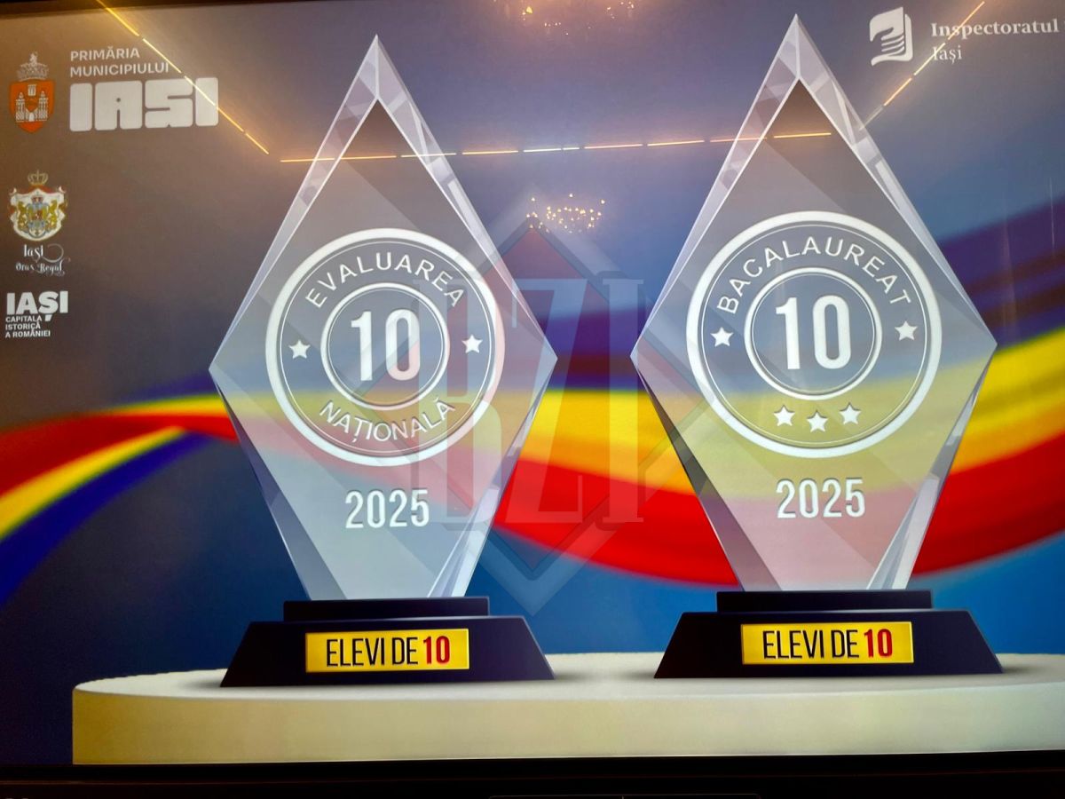 Cei 10 elevi cu media 10 la Evaluarea Națională și Bacalaureat, premiați de Primăria Iași și ISJ