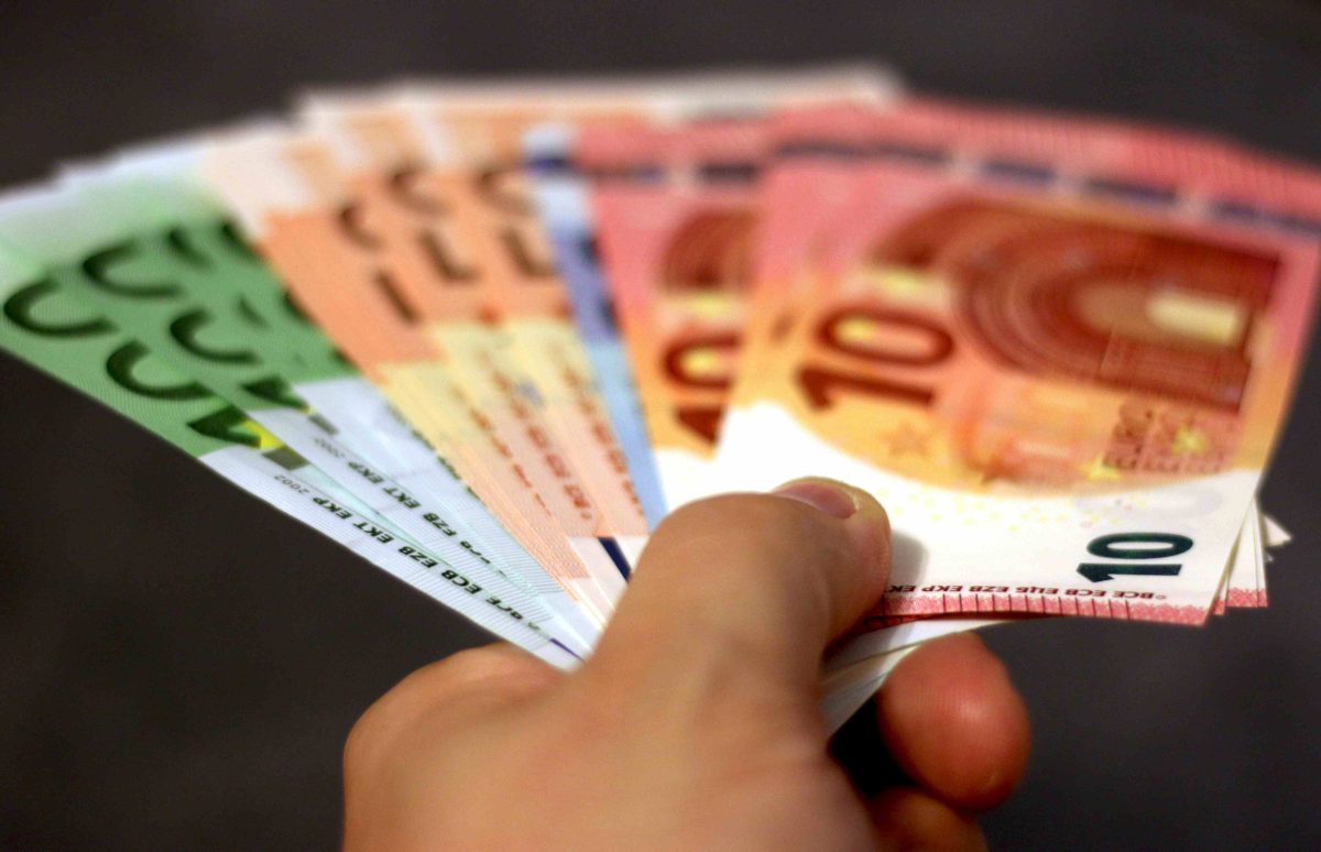 Cum să obții ușor un card de credit (P)