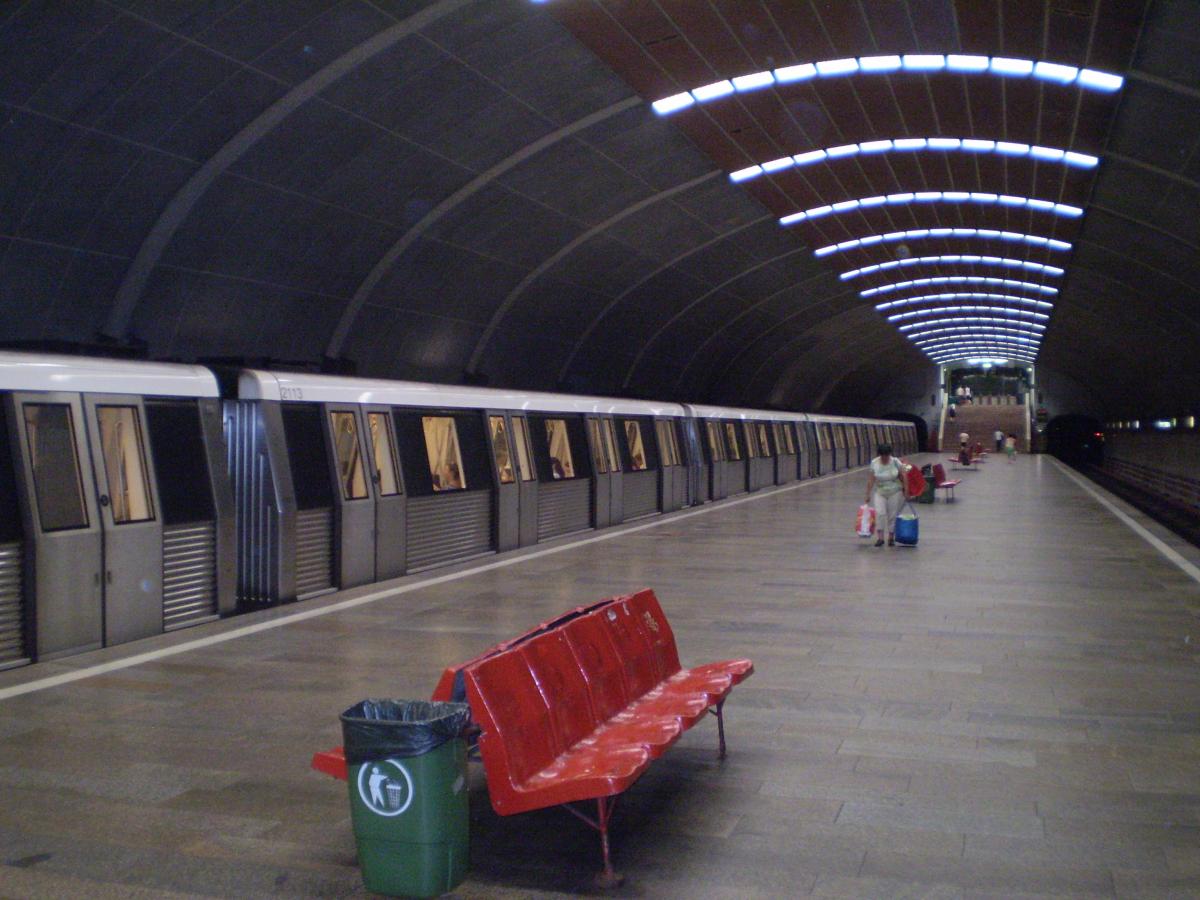 Șefii de la Metrorex luau sporuri de subteran: ”Cu cât lucrezi mai adânc cu atât încasezi mai mult”