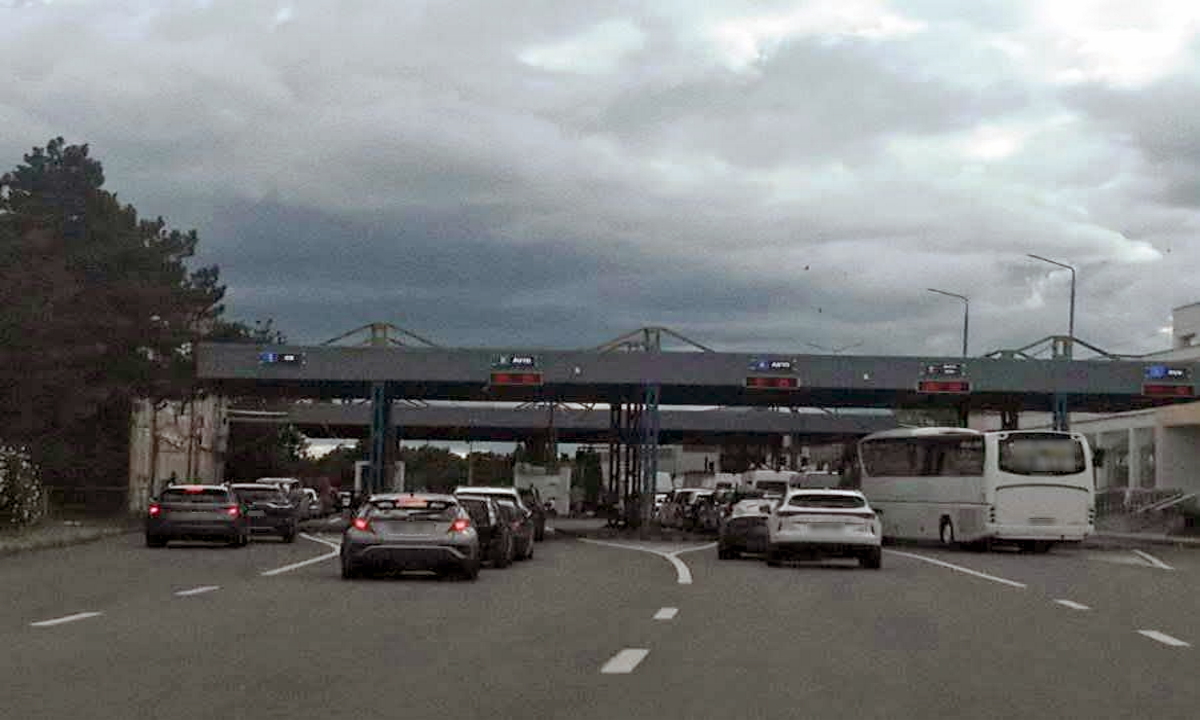 Un bărbat din Republica Moldova căutat internațional a fost prins la controlul de frontieră de la Bumbăta