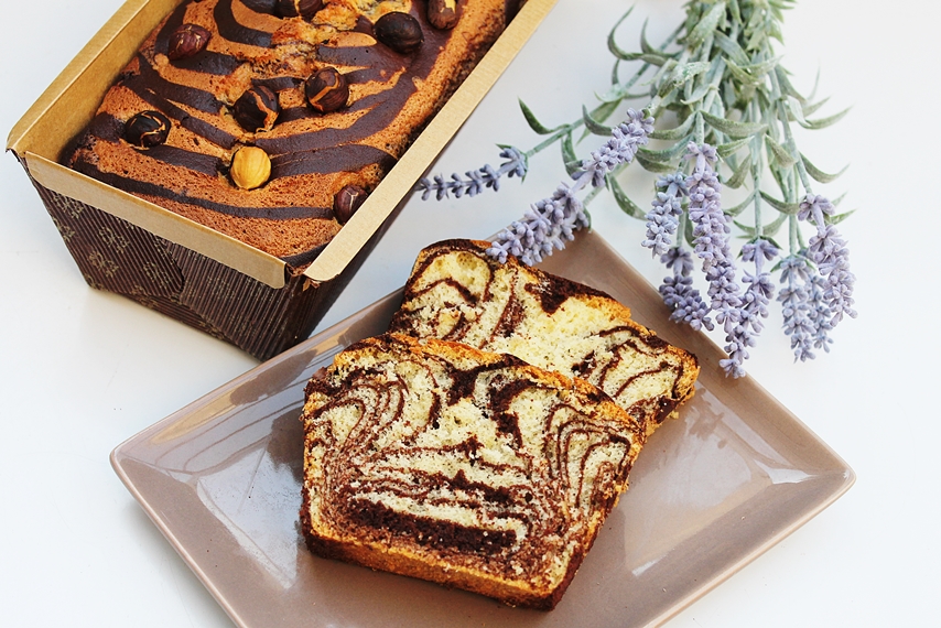 Rețetă de chec pufos cu 5 ouă – Un desert simplu și delicios pentru toată familia!
