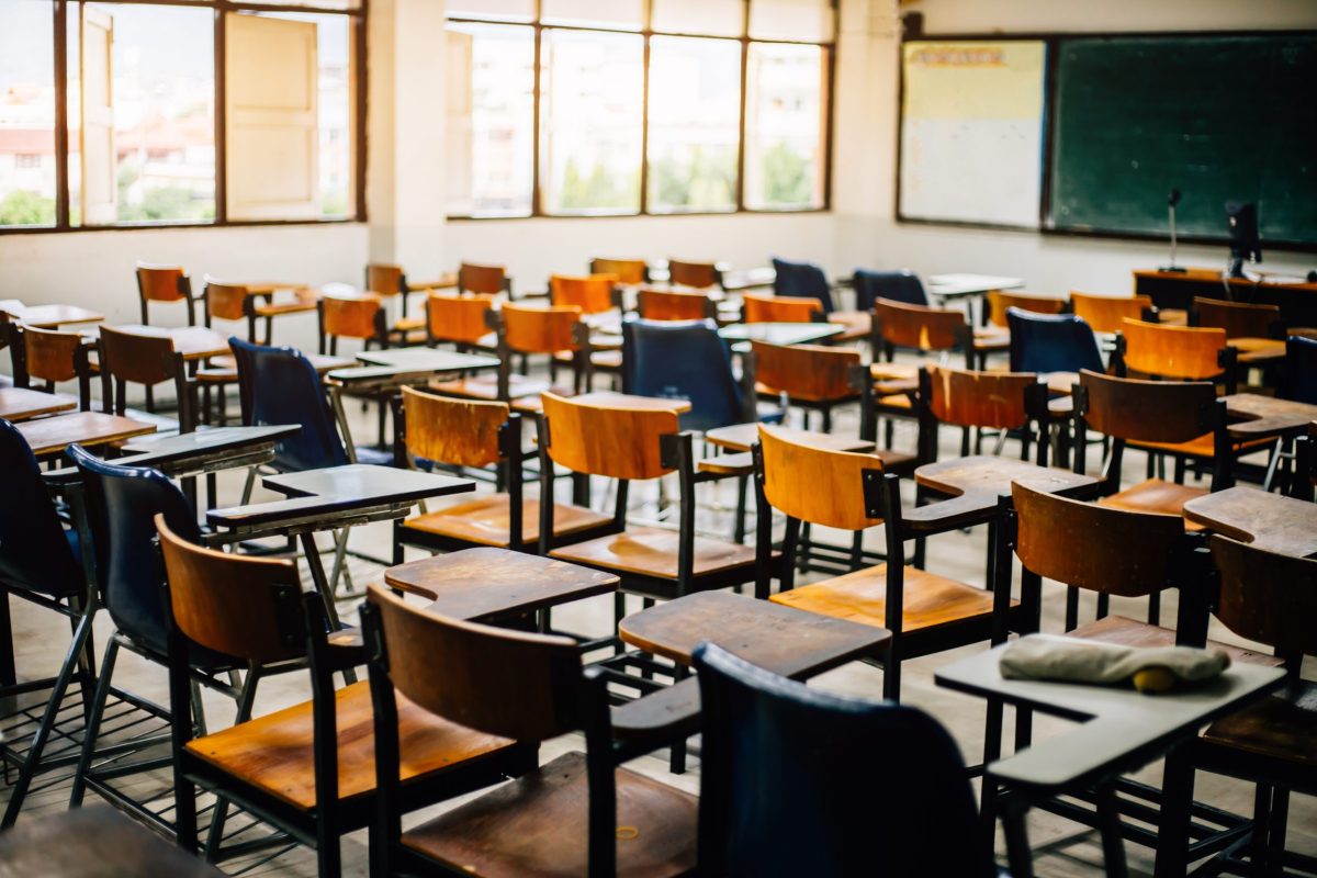 Cele două sindicate din educație reprezentative pentru învățământul preuniversitar îi acuză pe Nicușor Dan și pe ministrul Educație de minciună