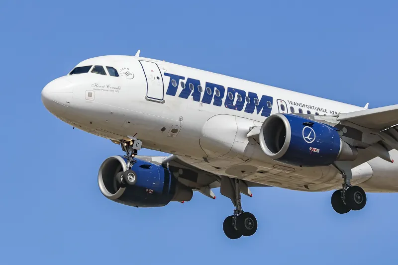 TAROM dublează indemnizațiile membrilor Consiliului de Administrație, în timp ce compania se scufundă în datorii uriașe de peste 1 miliard de lei