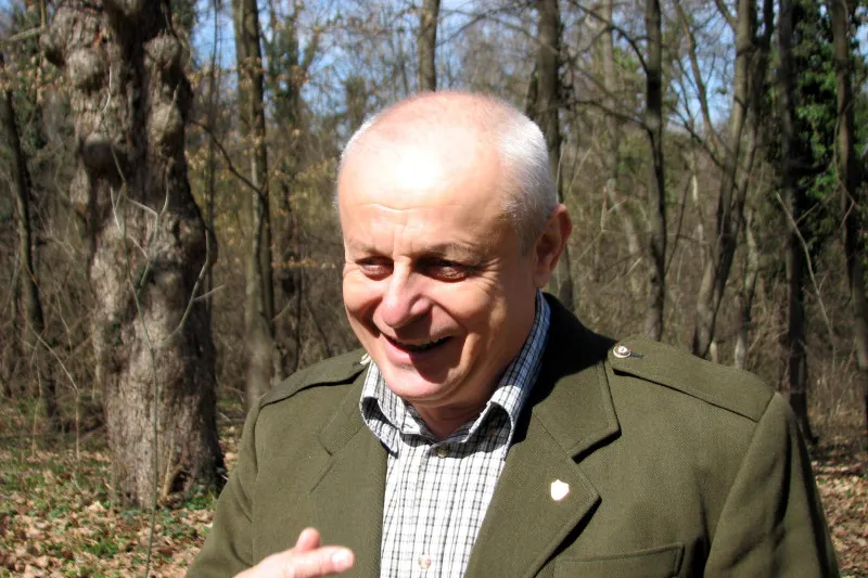 Averea care șochează România! Fostul director Romsilva, cu imobile cât un mic cartier, dă statul în judecată după ce a primit 100.000 euro la retragere