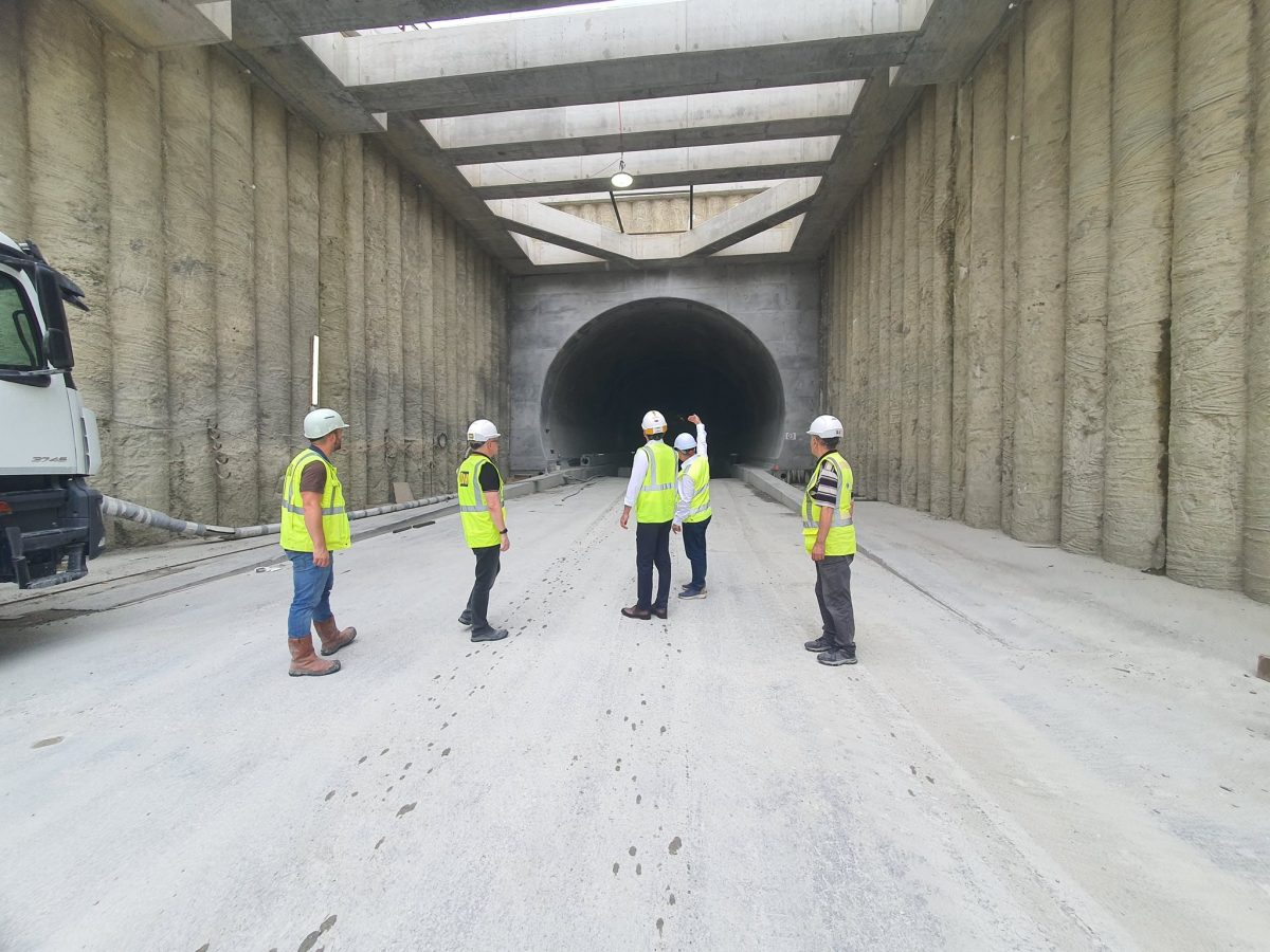 Imagini cu primele tuneluri de autostradă din România!