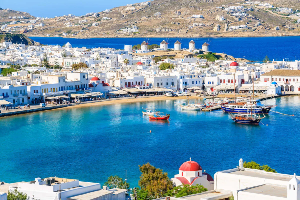 Lege dură în Grecia. Din acest weekend riști închisoare pentru acest lucru simplu