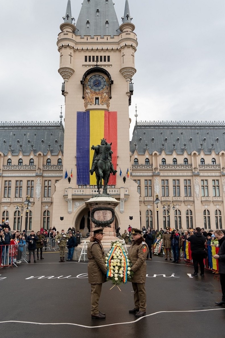 Statuia lui Ștefan cel Mare din fața Palatului Culturii va fi restaurată