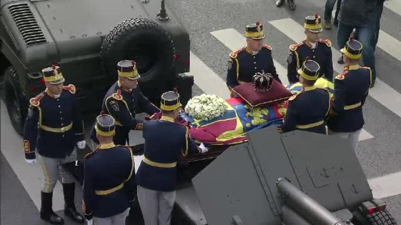 Sicriul lui Ion Iliescu va fi așezat pe același afet de tun ca și cel al Regelui Mihai