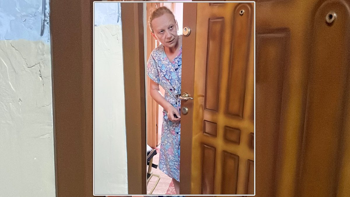 Scandal într-un bloc din centrul Iașului! Un doctor în fizică cuantică, angajat la universități din Paris și SUA, își terorizează vecinii: „A acuzat o persoană că a pus microfoane în țevi, să o asculte”