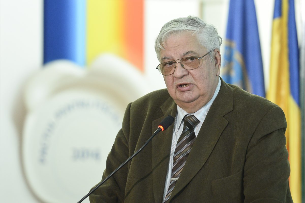 Economistul Mircea Coșea anunță un scenariu apocaliptic pentru economia din România: ”Suntem într-o economie de război”