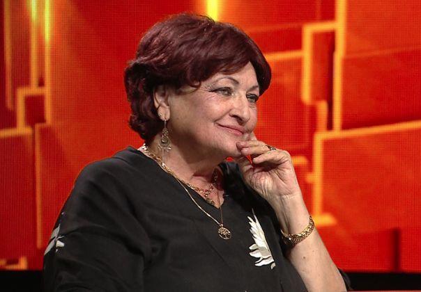 Monica Pop, un nou hop în lupta cu cancerul! Ajunge pentru a șaptea oară pe masa de operație!