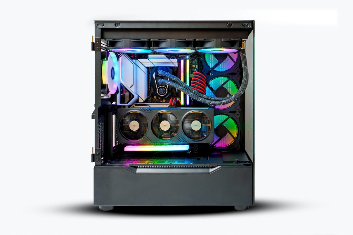 OnLaptop lansează serviciul PC Custom: Sisteme PC la comandă pentru gaming sau office