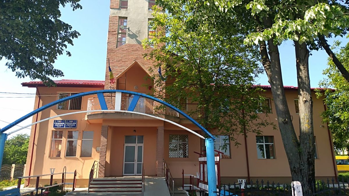 Investiție de peste 7 milioane de lei în educația rurală! Se construiește un complex școlar modern cu grădiniță, sală de sport, școală primară și cabinet medical