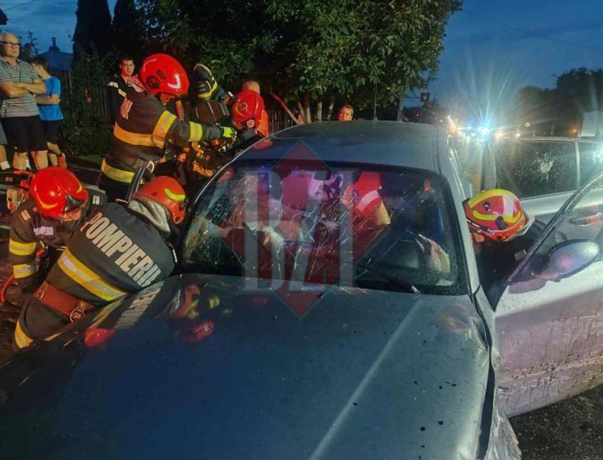 Accident grav la Războieni! Trei victime, o persoană încarcerată și trafic blocat – UPDATE