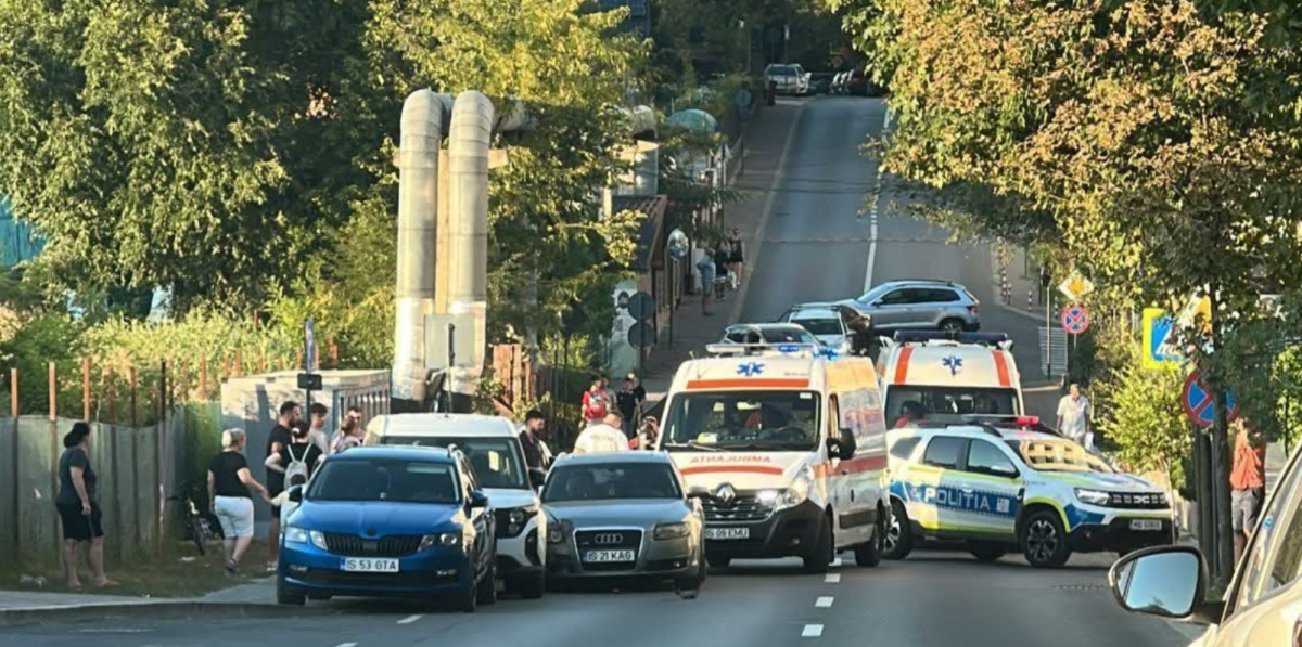 Accident rutier pe Tudor Neculai. Trafic blocat după ce două autoturisme s-au ciocnit – UPDATE