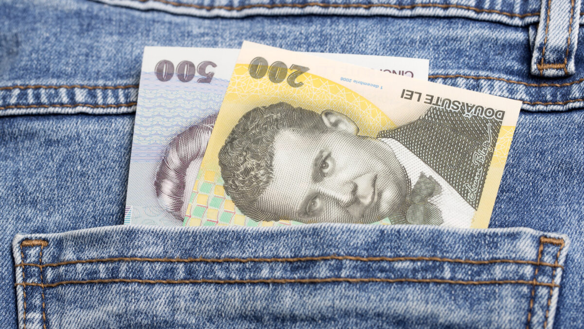 Statul introduce noi reguli stricte pentru bursele studențești! Doar tinerii sub 35 de ani pot beneficia