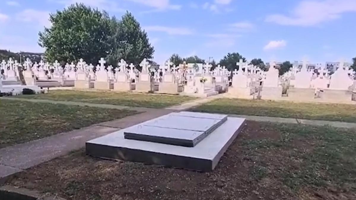 Cum arată cavoul în care va fi depus sicriul cu trupul lui Ion Iliescu. Fostul președinte va fi înmormântat cu onoruri militare